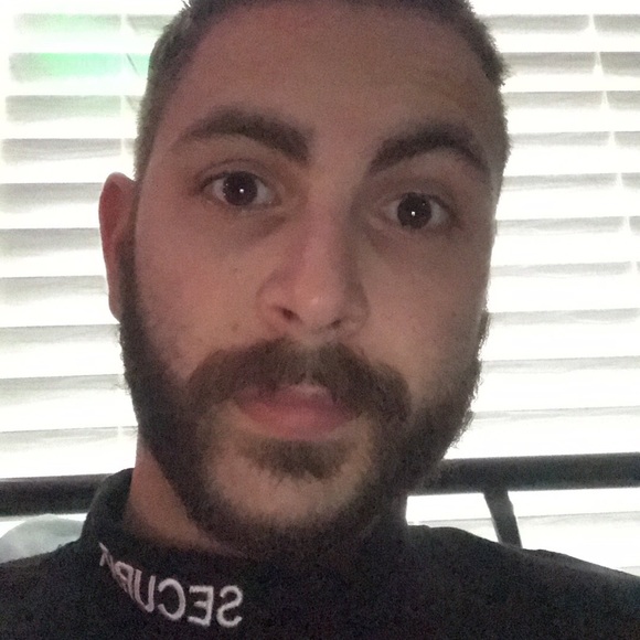 Meet your Posher, Kevin - Picture 6 of 6